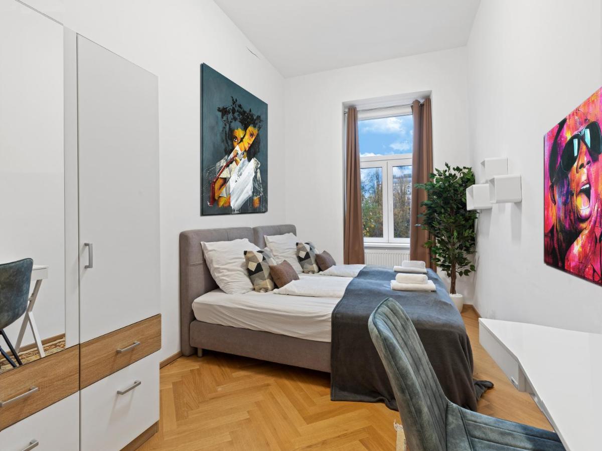 Sky9 Apartments Augarten Vienna Exterior photo